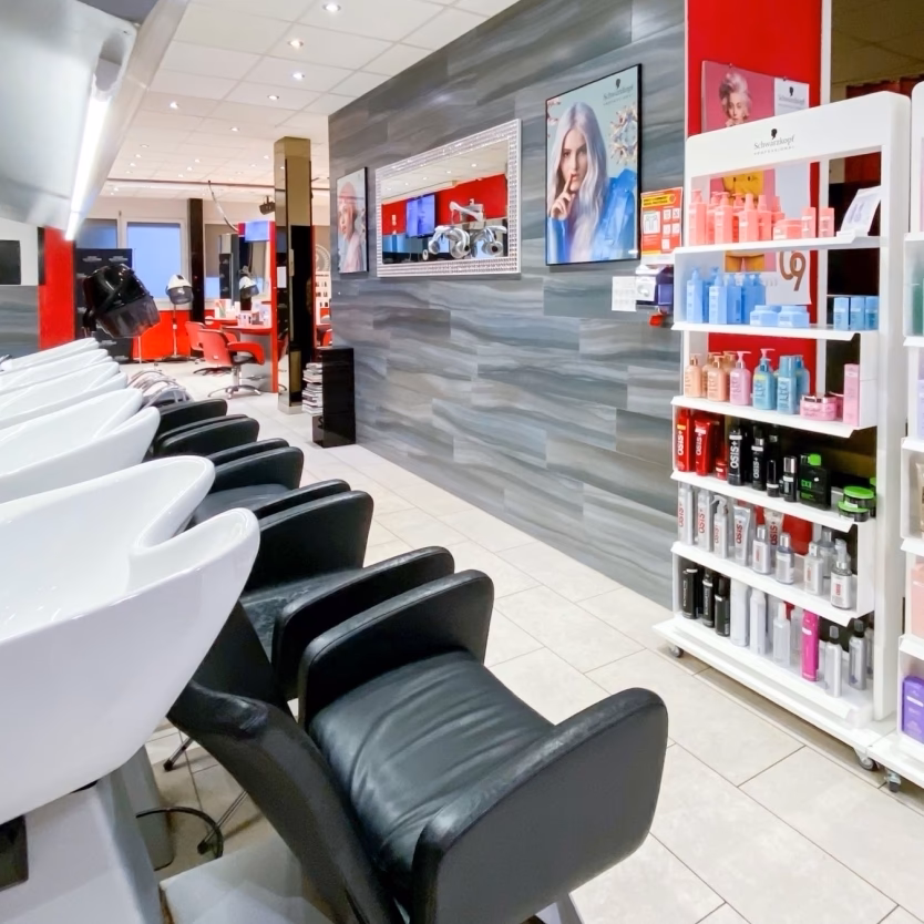 Qu'est-ce que l'Académie de coiffure du Grey ?