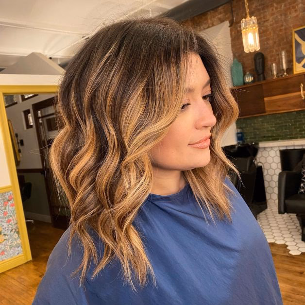 Wie lange dauert eine Balayage-Behandlung?