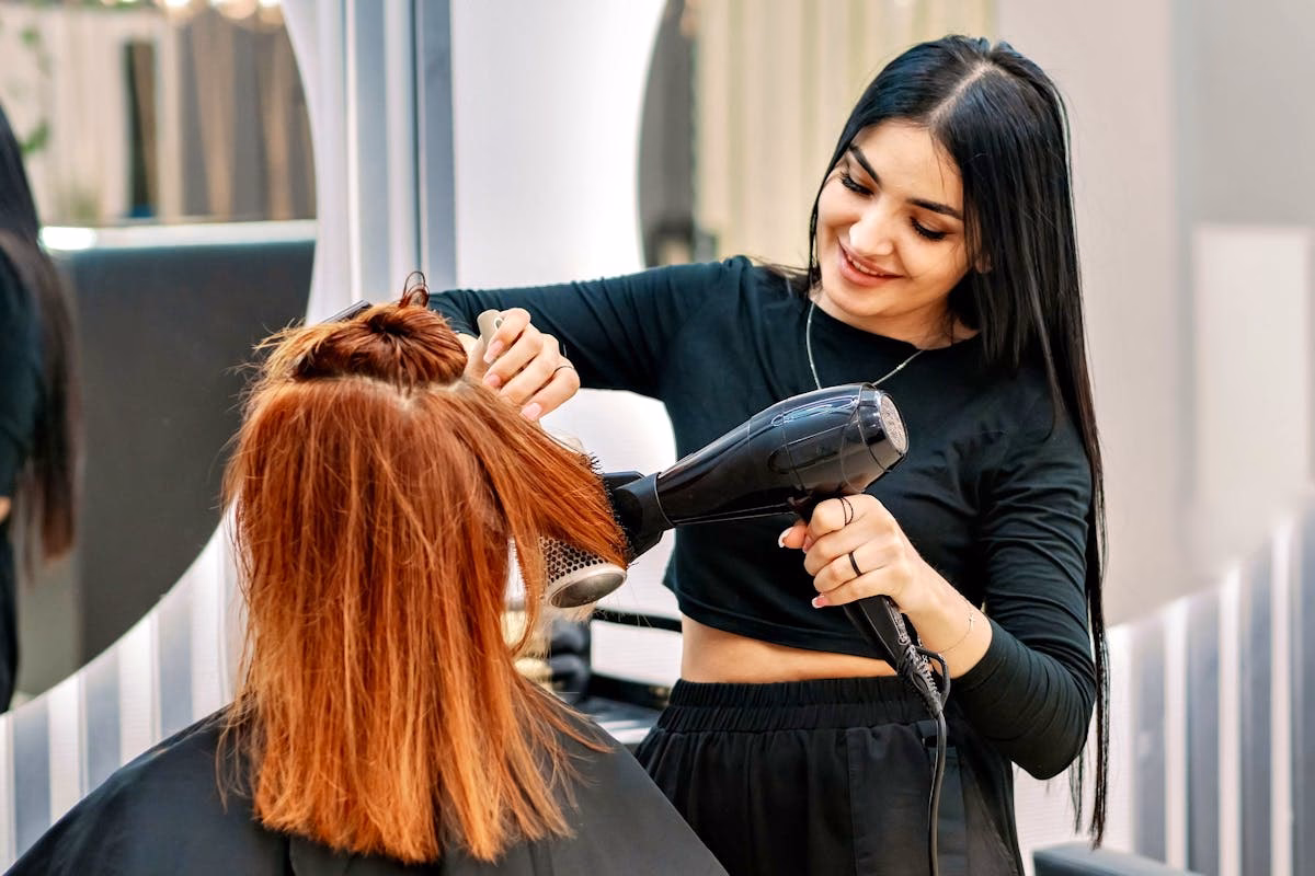 Was macht ein Coiffeur?