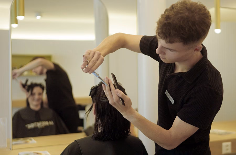 Kann man sich als Coiffeur weiterbilden?