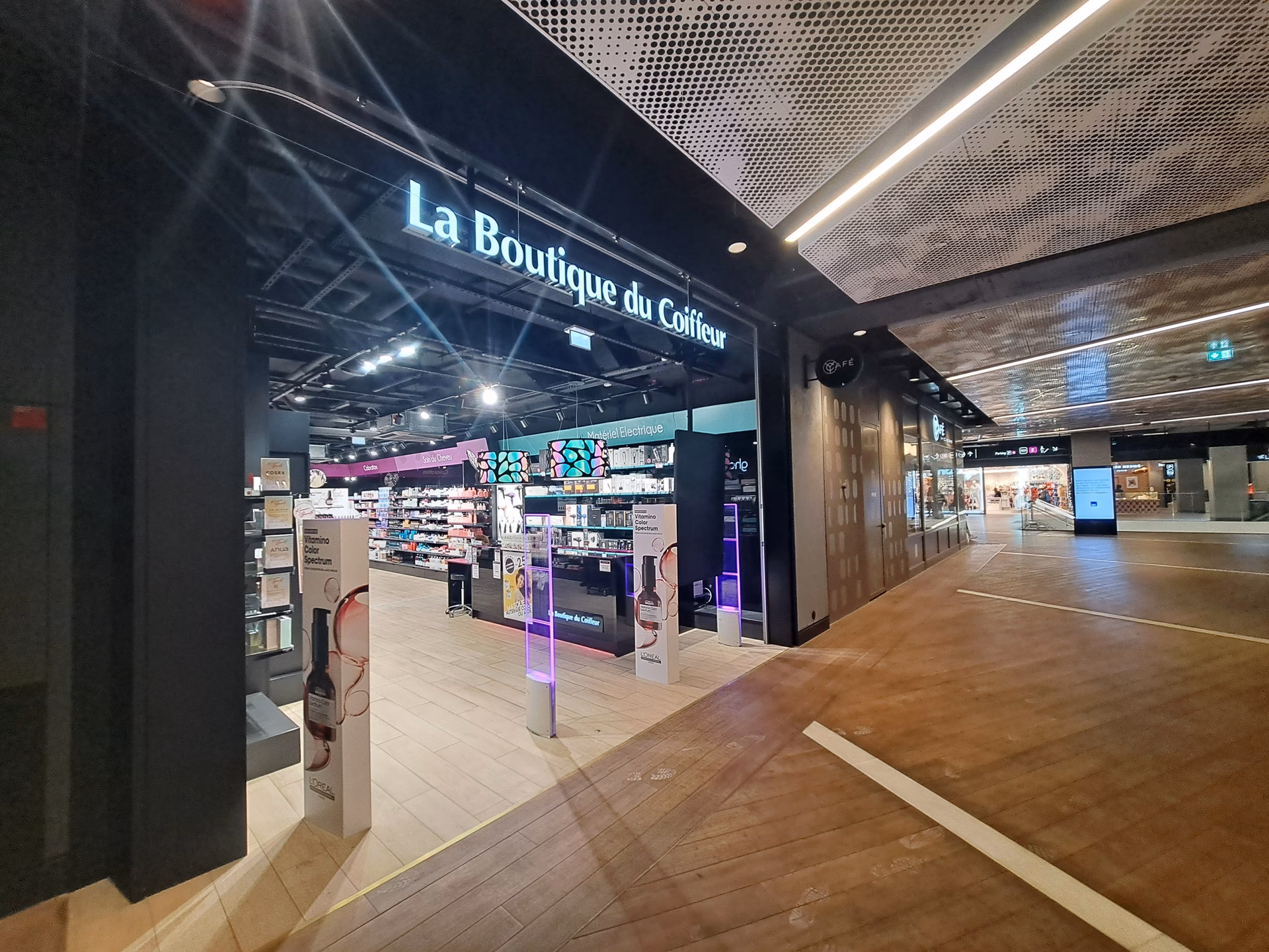 Où trouver la boutique du coiffeur ?