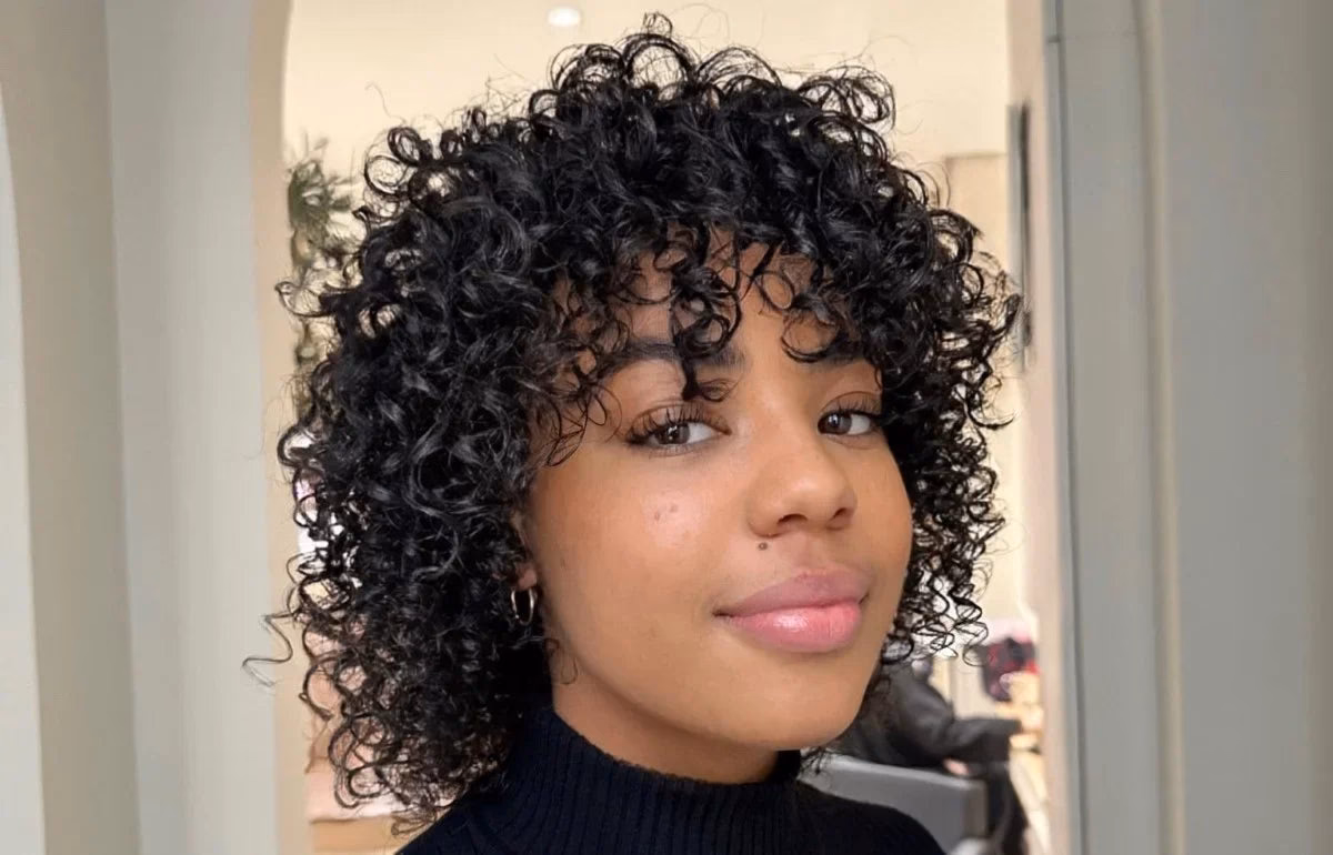 Quelle est la meilleure technique de coiffage pour définir vos boucles ?