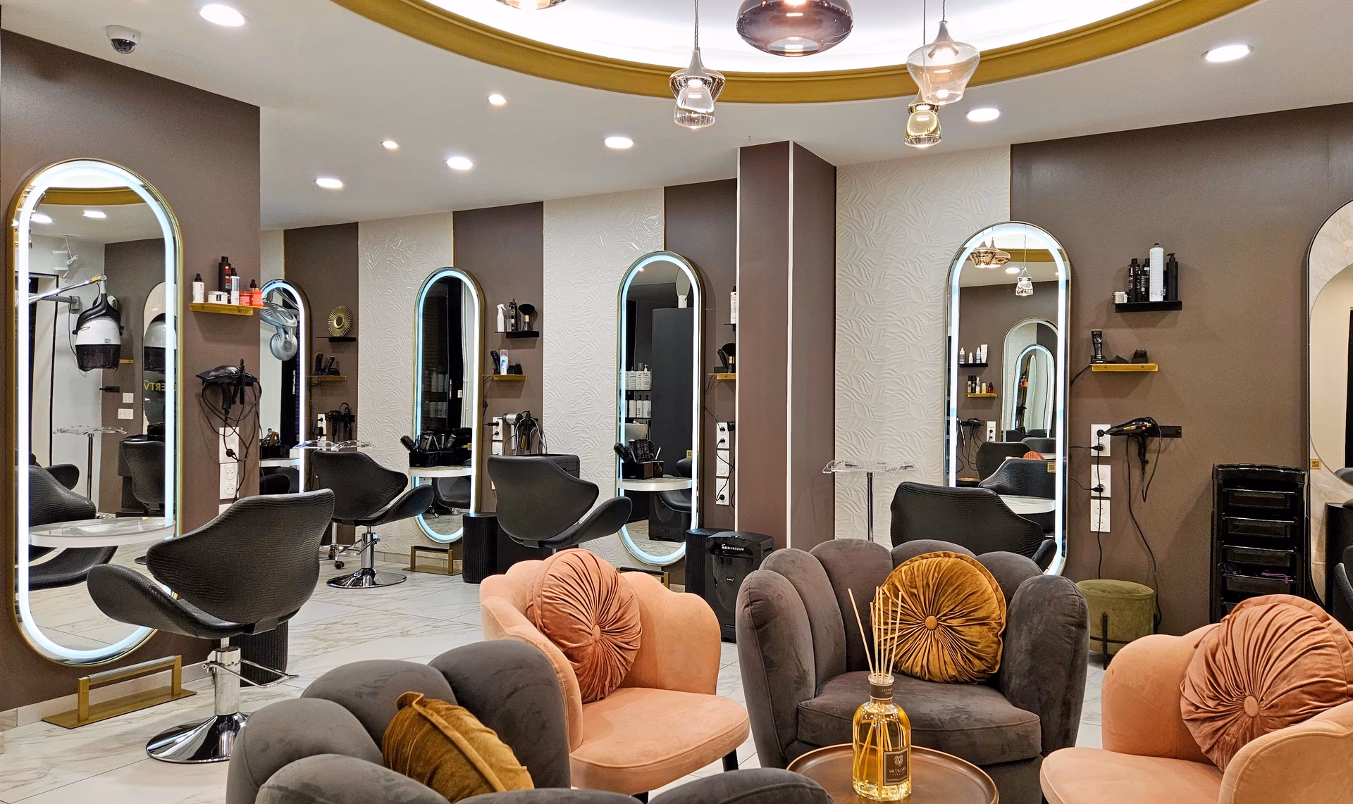 Où trouver un salon Chic, moderne et simple à Albertville ?