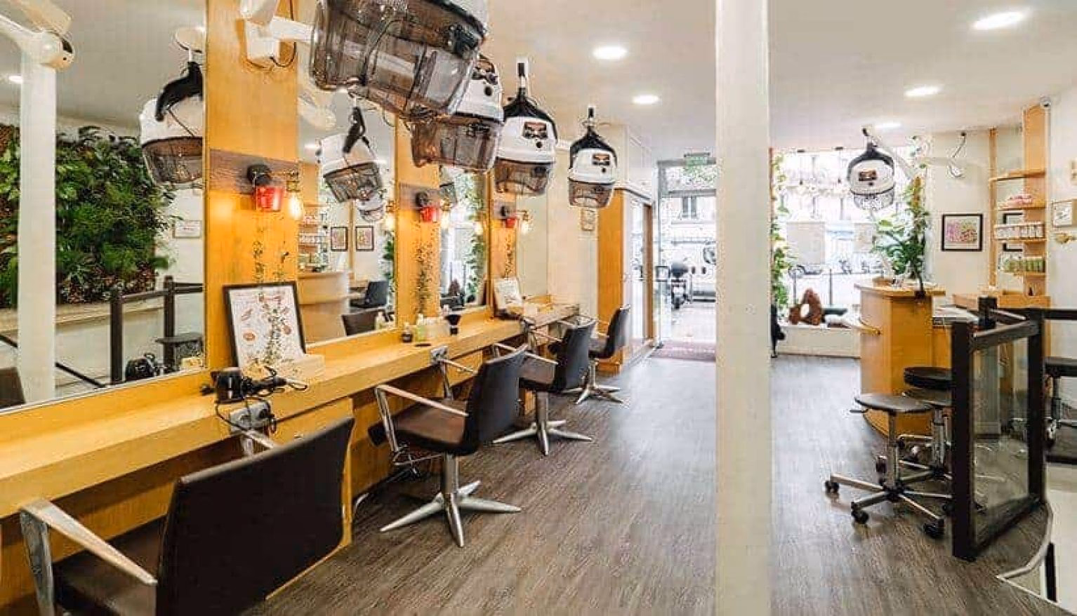 Où trouver un coiffeur à Paris 4 ?