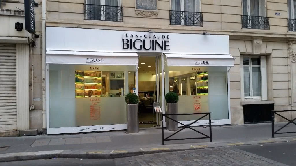 Où trouver un salon de coiffure mixte à marche-en-Famenne ?