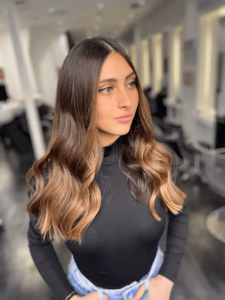 Quels sont les services offerts par le salon de coiffure de Cannes ?