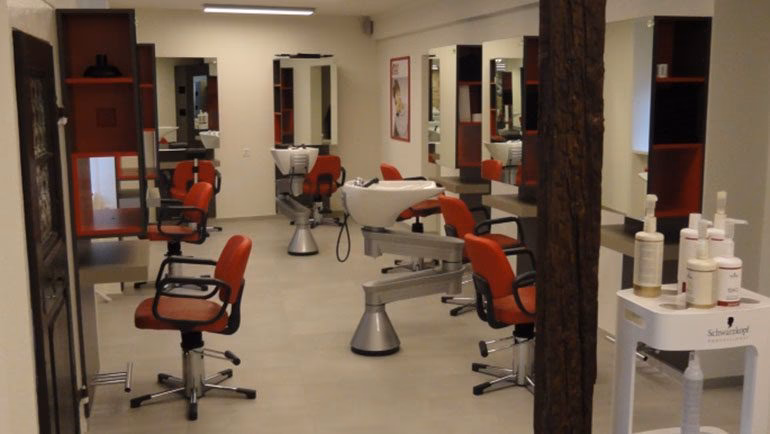 Was macht ein Coiffeur?