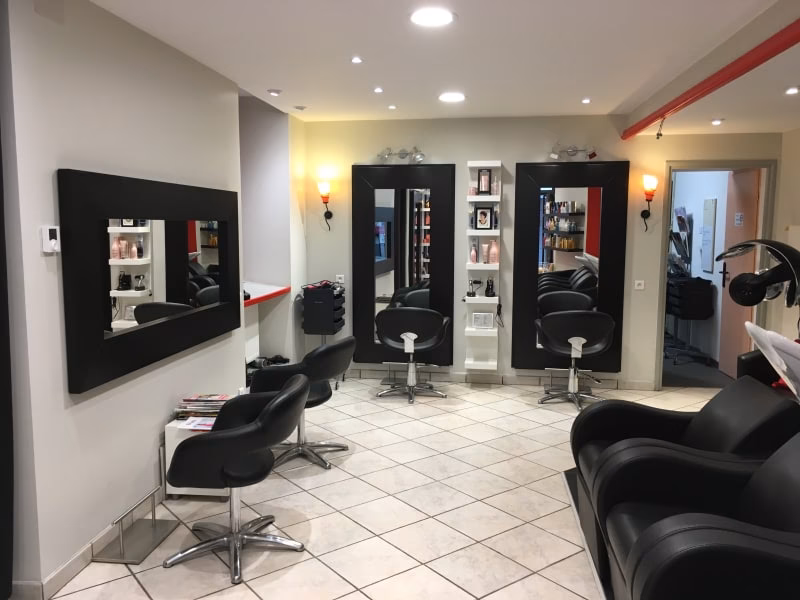 Quels sont les avantages d’un coiffeur à Évian-les-Bains ?