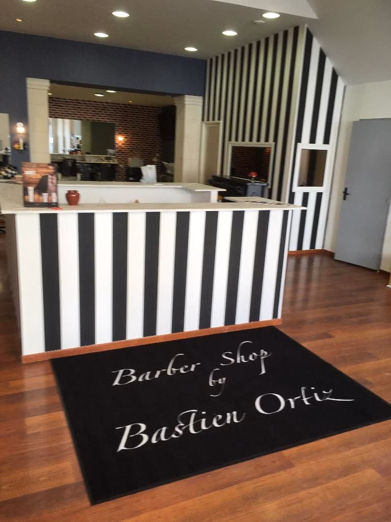 Qu'est-ce que le salon de coiffure mixte et Barbershop à Clermont-l'Hérault ?