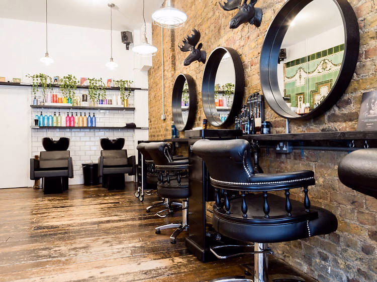 Is Beauty Club London a good place to get hair extensions?