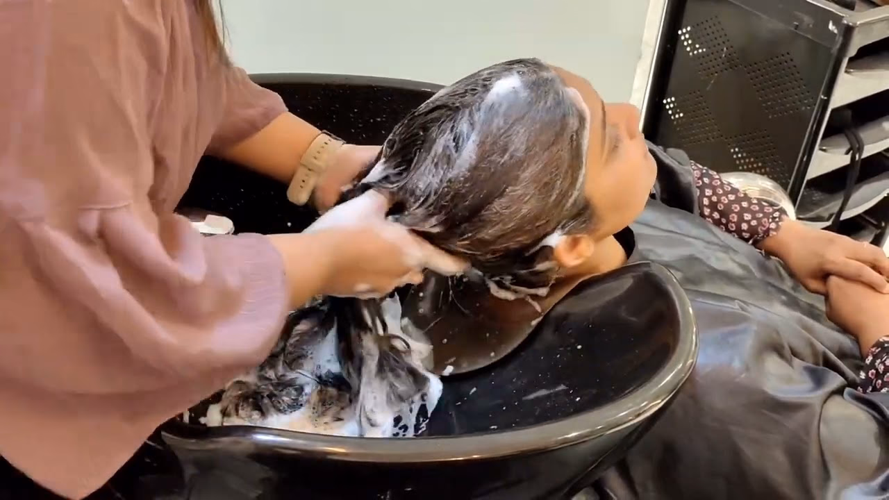 Wie erkenne ich ob meine Haare einen Proteinmangel haben oder Feuchtigkeit brauchen?