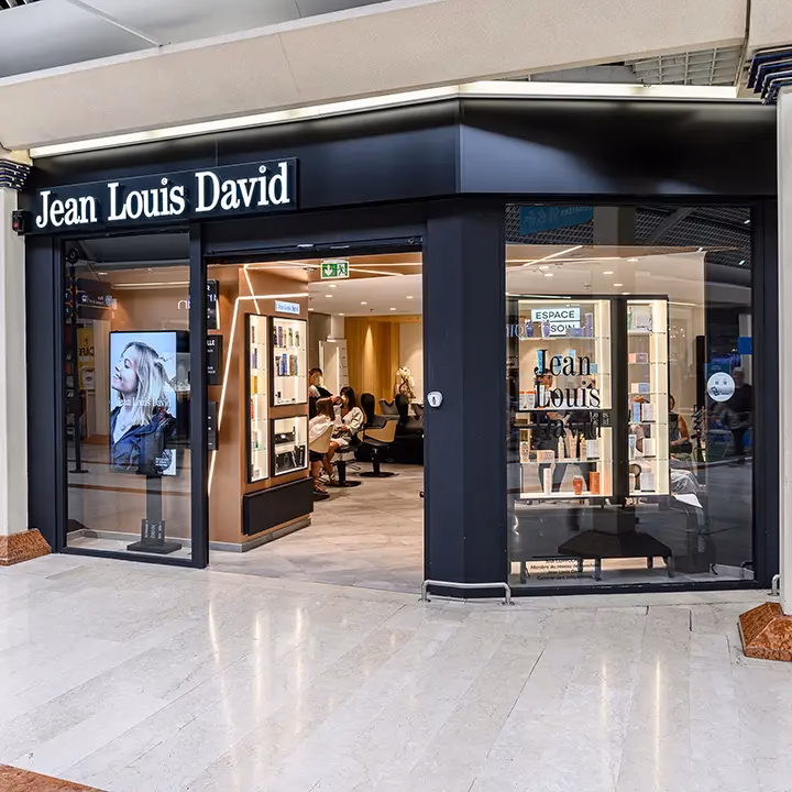 Que faire avec une coiffeuse dans le Vaucluse ?