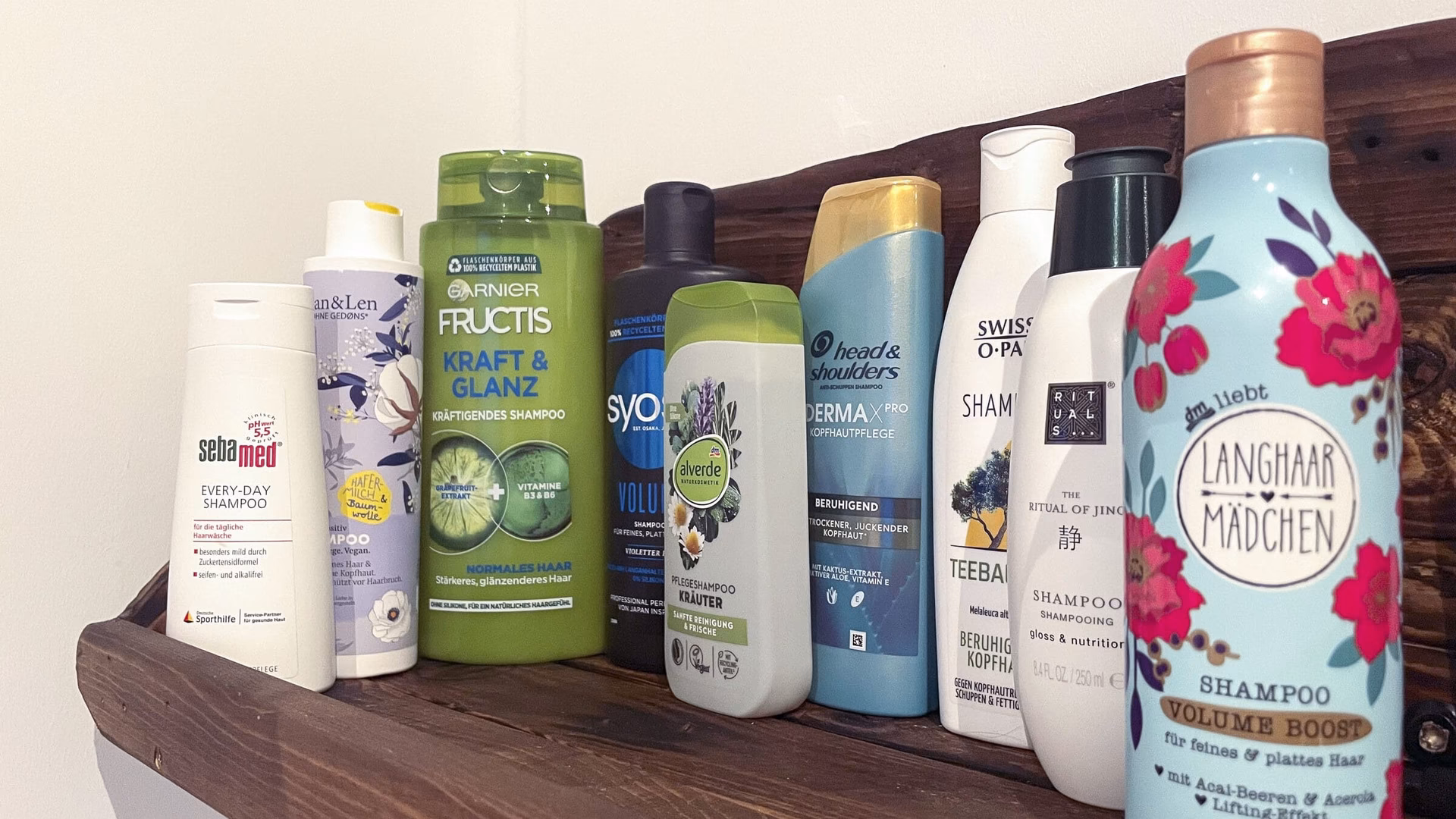 Was ist das beste Shampoo für feines und strohiges Haar?