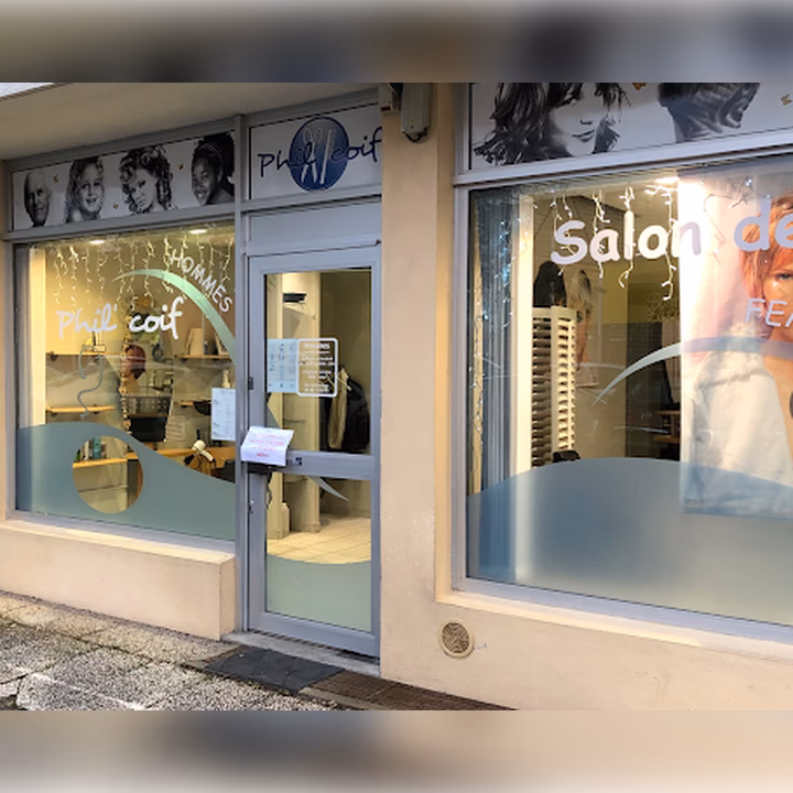 Comment l'évidence coiffure transforme-t-elle votre expérience ?