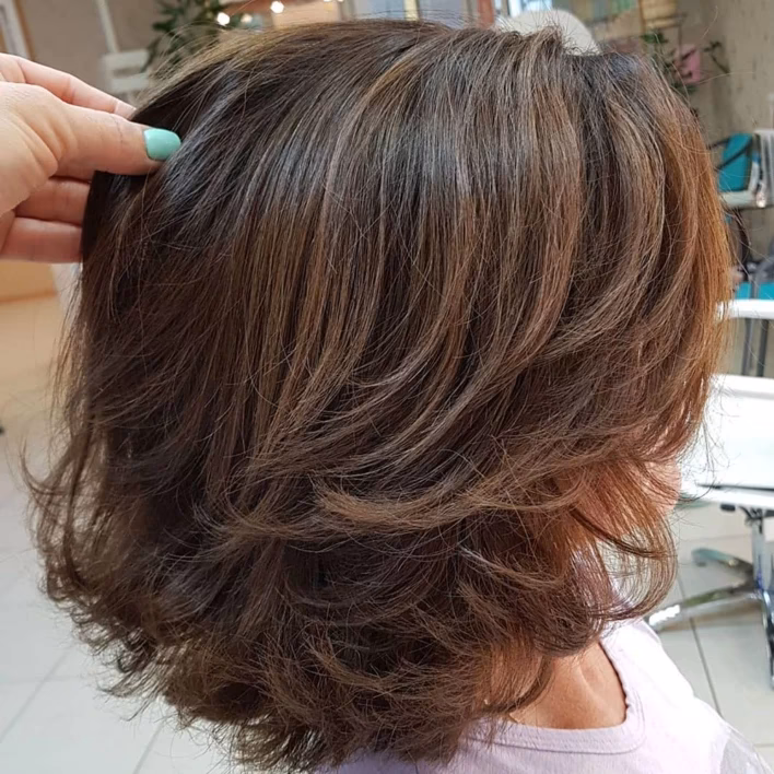 Quels sont les différents types de coupe cheveux mi long ?