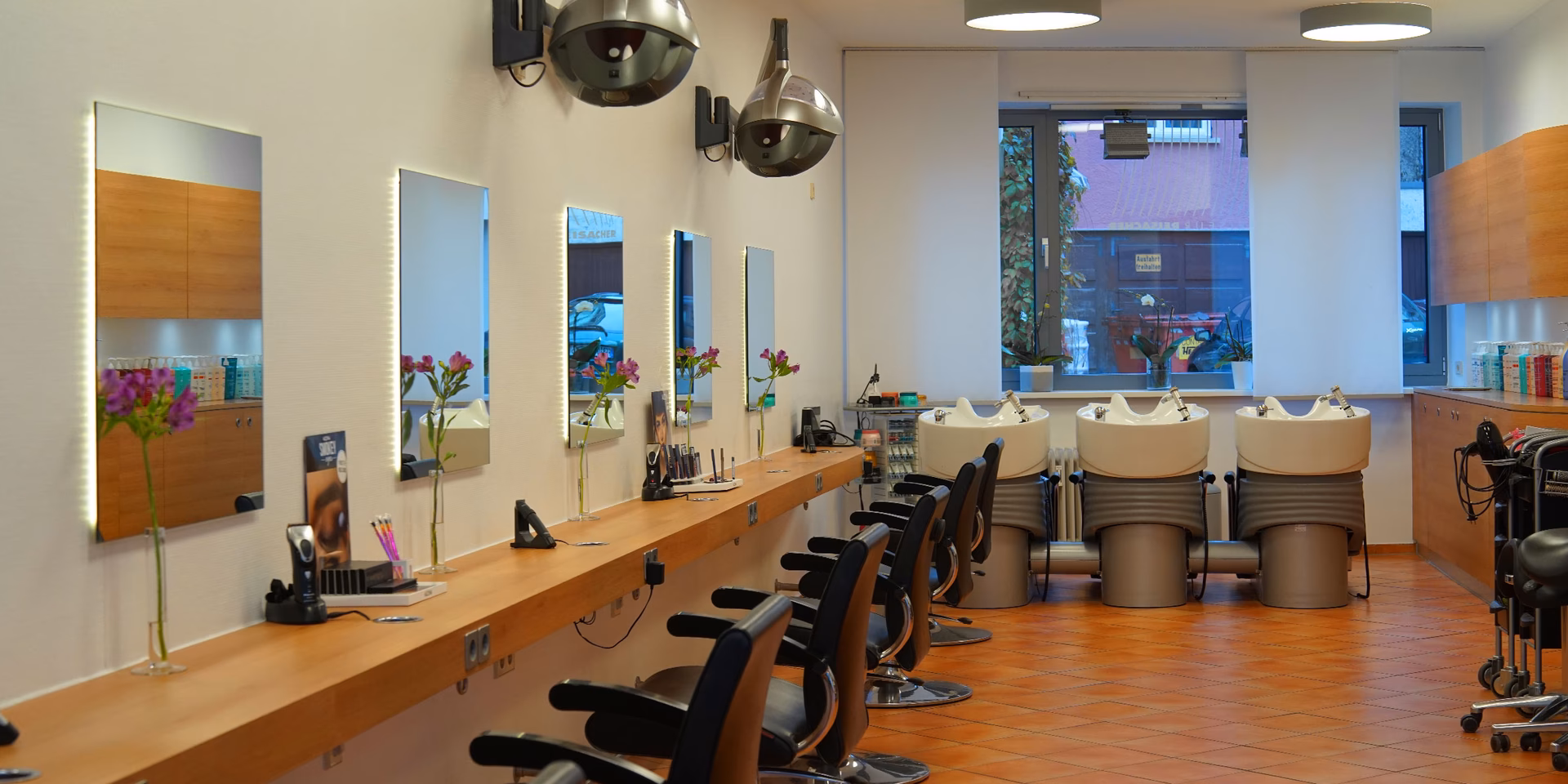 Welche Leistungen bietet ein Friseur an?