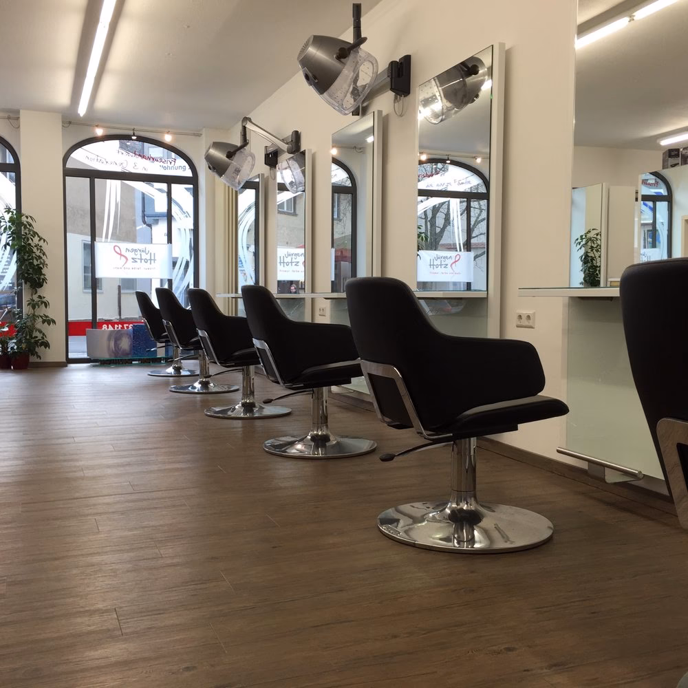 Wie finde ich einen guten Friseur-Salon in Biberach?