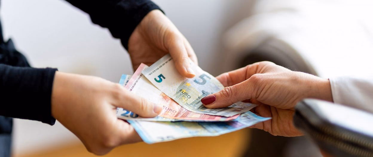 Wie viel verdient man als Friseur in Österreich?