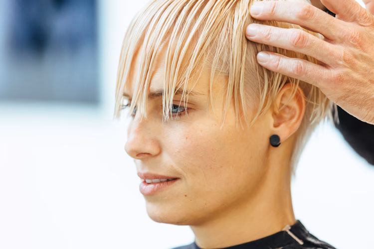 Wann ist der Friseur Zimmermann geöffnet?