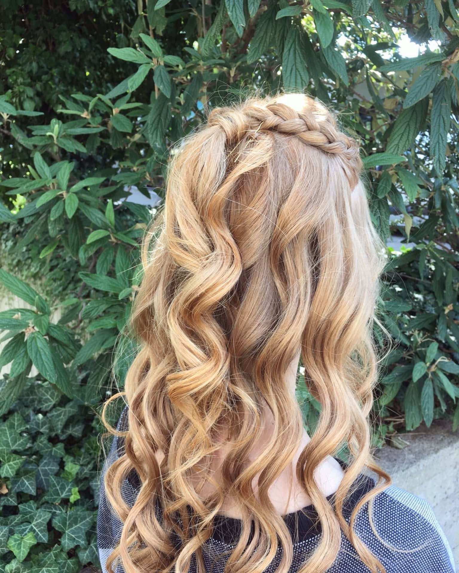 Wie pflege ich meine Haare vor dem Locken?