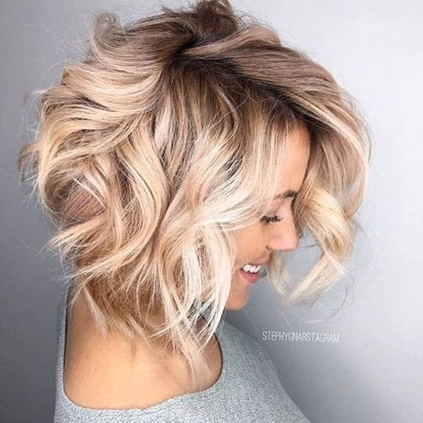 Welche Haarfarbe für kurzes Haar?