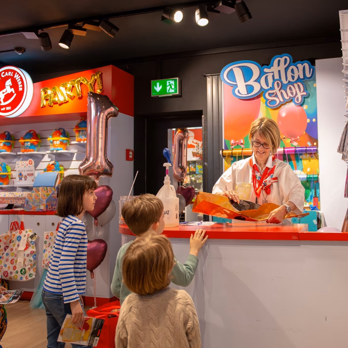 Was gibt es bei Franz Carl Weber zu kaufen?