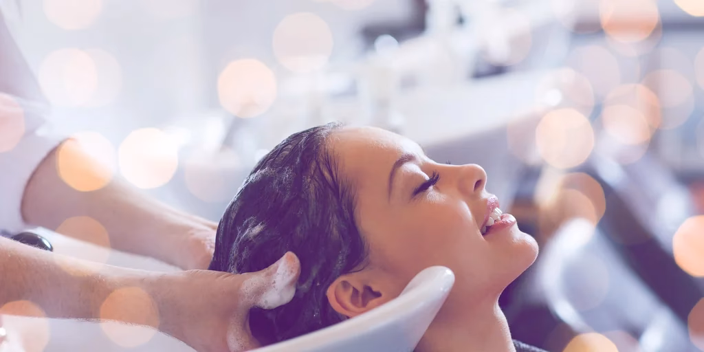 Wie wirkt sich eine Kopfmassage auf die Haare aus?