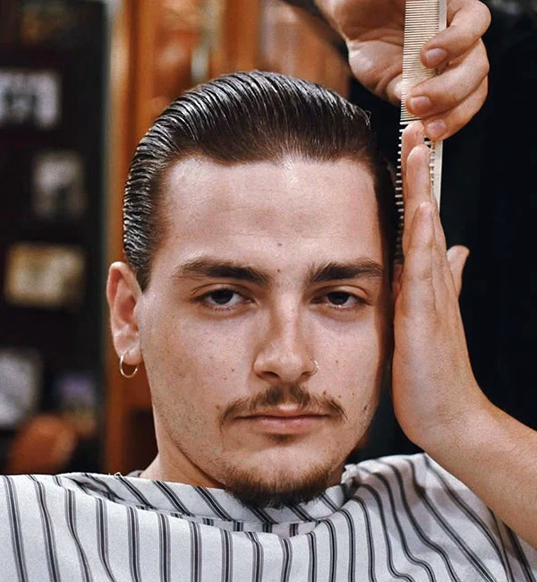 Was ist eine Sleek Frisur?