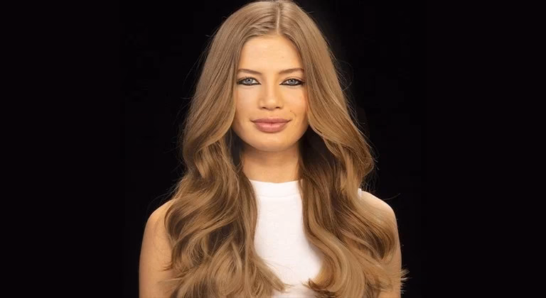 Welche Haarfarbe passt zu meinem mittleren Hautton?