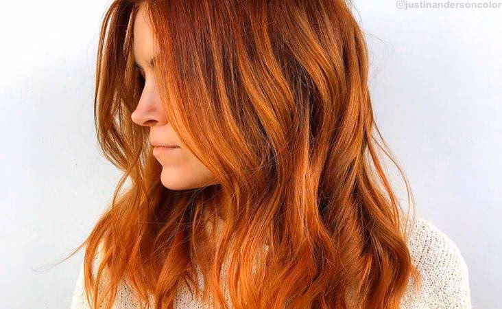 Wie trägt man die Haare zusammen?