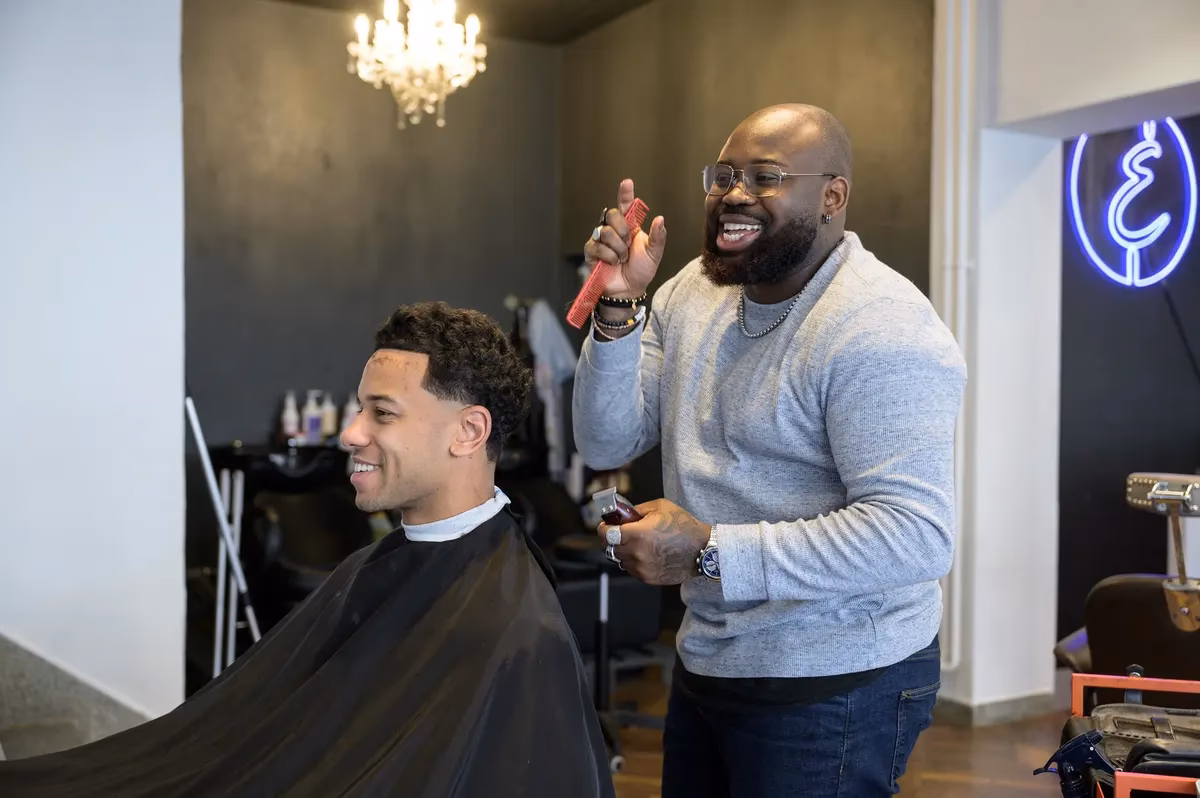 Welche Form ist besser, Frisör oder Friseur?