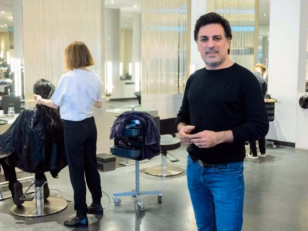 Was ist der Unterschied zwischen einem Mann und einem Friseur?