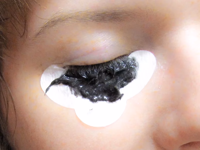 Was ist eine professionelle Wimpernfärbung?